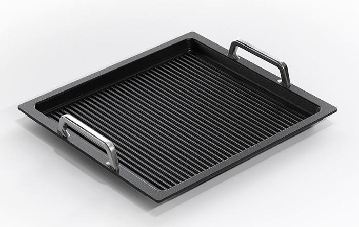 Съд по гастронорм Grill с дръжки, индукционен GN 2/3-20, лят алуминий с Lotan® незалепващо покритие - spareparts.tomeko.bg Съд по гастронорм Grill с дръжки, индукционен GN 2/3-20, лят алуминий с Lotan® незалепващо покритие