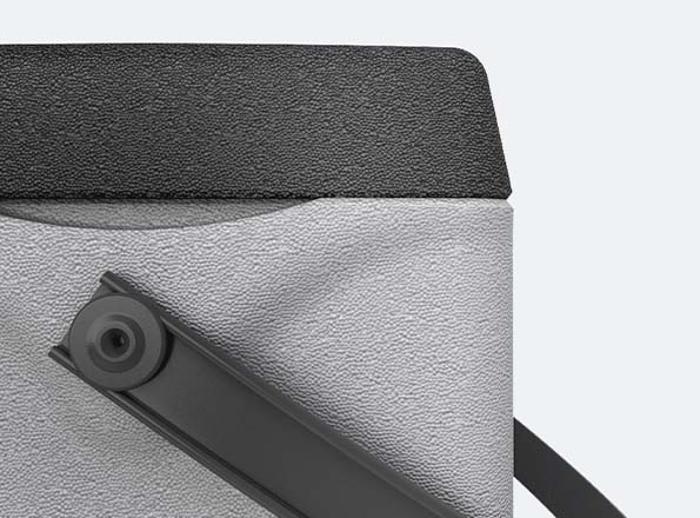 Термокутия с дръжка Trip, вътрешен размер 300х220х310 мм, сива с черен капак - spareparts.tomeko.bg Термокутия с дръжка Trip, вътрешен размер 300х220х310 мм, сива с черен капак