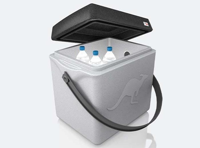 Термокутия с дръжка Trip, вътрешен размер 300х220х310 мм, синя с черен капак - spareparts.tomeko.bg Термокутия с дръжка Trip, вътрешен размер 300х220х310 мм, синя с черен капак